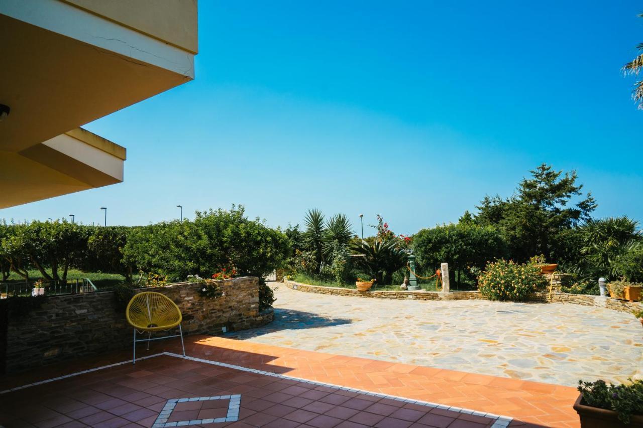 Villa Patrizia Stintino Luaran gambar